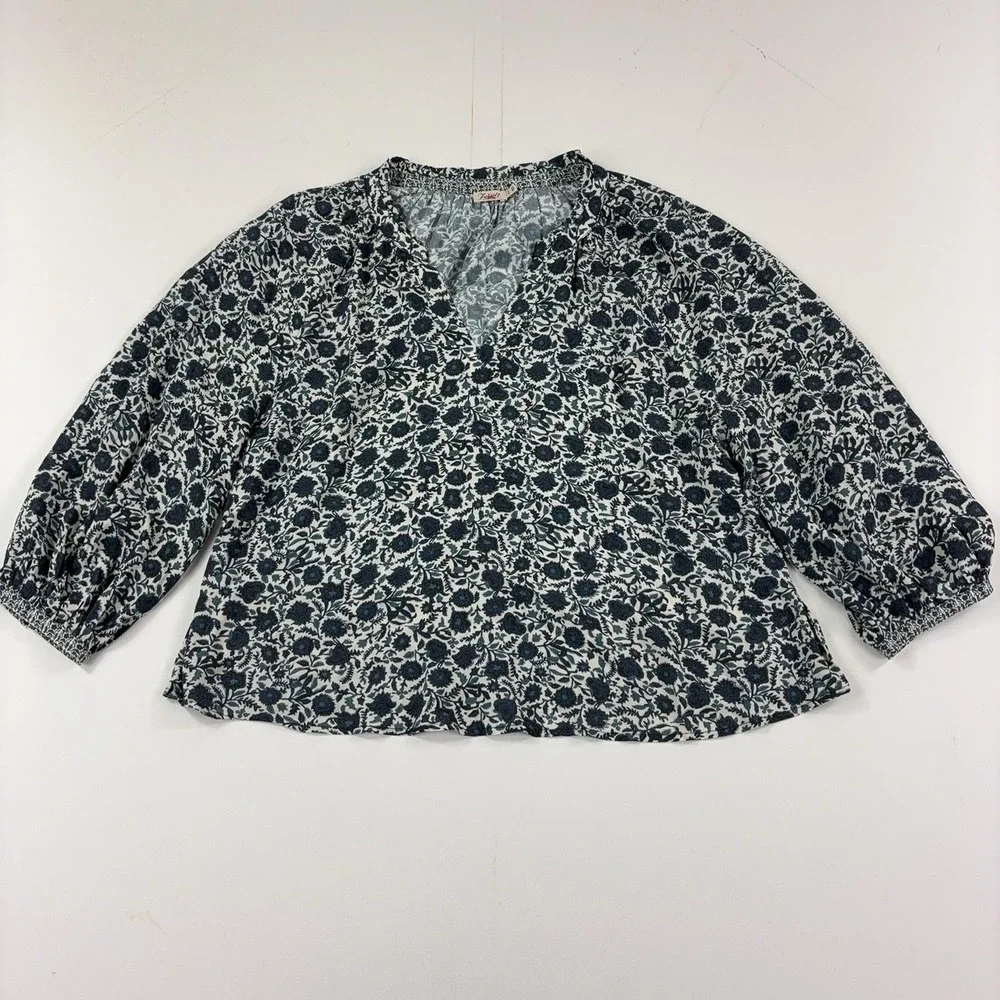 Faherty Blouse Womens M Blue Floral V-Neck 3/4 Balloon Sleeve Lightweight Top